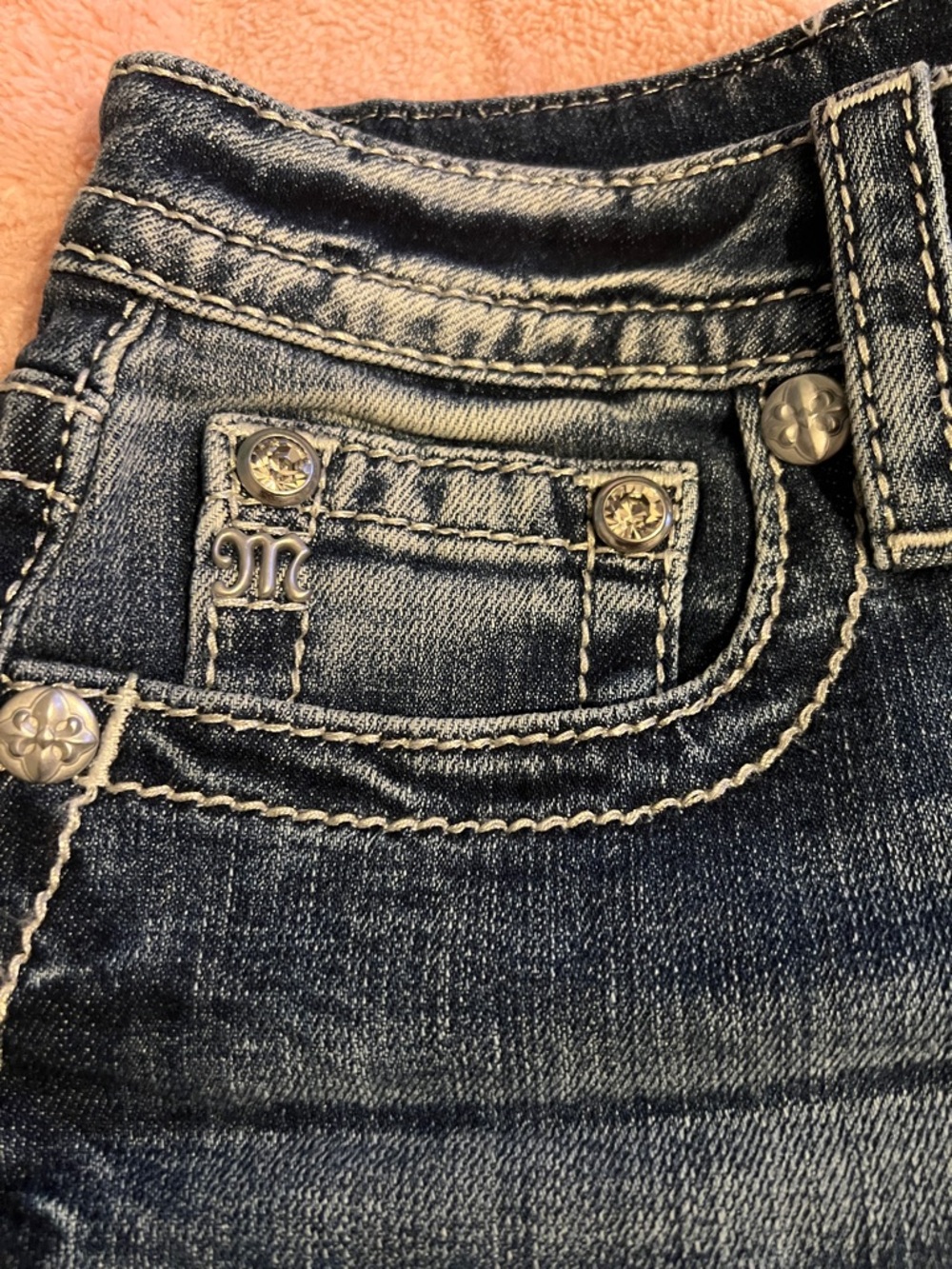 Miss Me Faded Indigo Stretch Denim Shorts - Picture 4 of 7